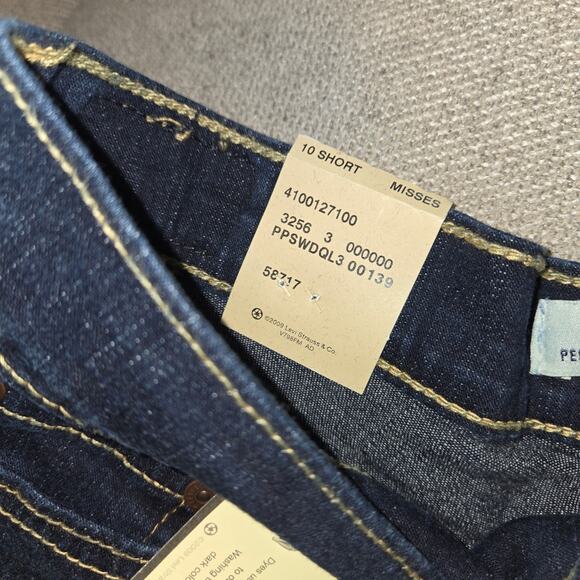 NWT Levi's 512 Perfectly Slimming Boot Cut women's jeans - Picture 6 of 7